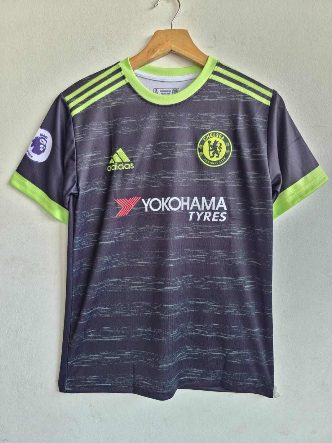 Chelsea 2016-17 Away (HAZARD) - View 1